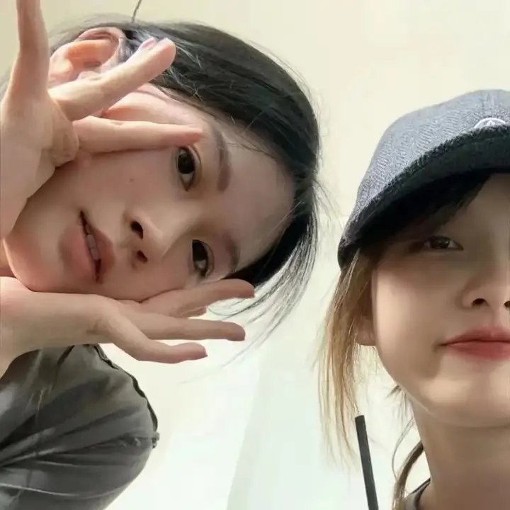 女孩,母亲与恶魔